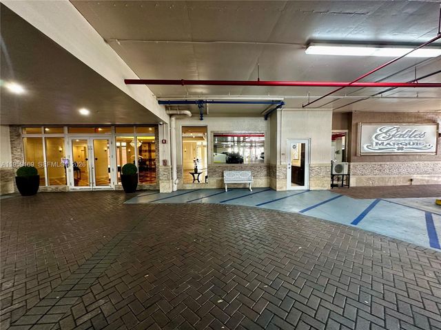 3232 SW 22nd Ter 1604, Miami, FL 33145