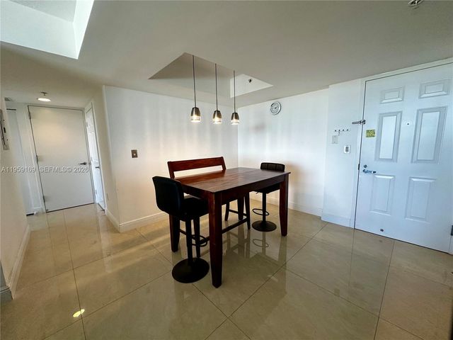 3232 SW 22nd Ter 1604, Miami, FL 33145