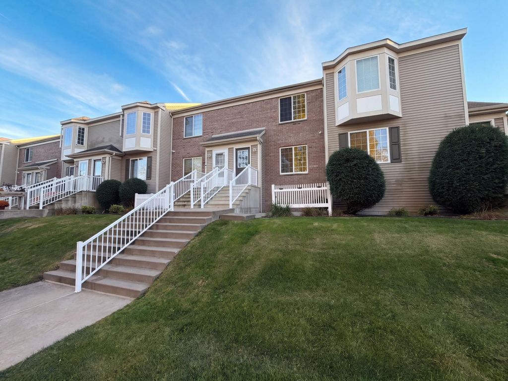 4964 Emmit Drive N 2, Hugo, MN 55038 — exterior