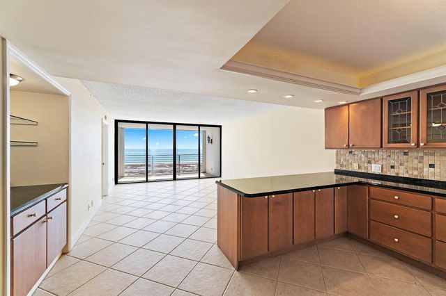 900 Ocean Drive 106, Juno Beach, FL 33408