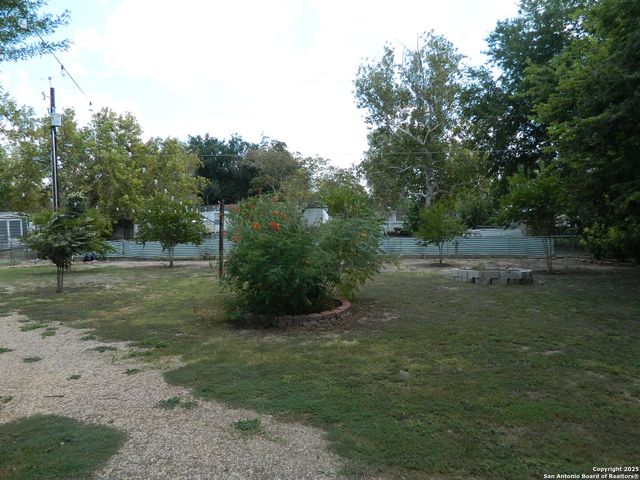 253 Elm, Mcqueeney, TX 78123