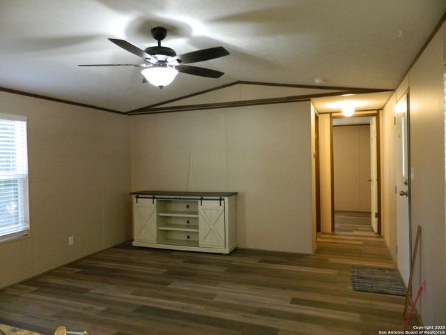 253 Elm, Mcqueeney, TX 78123