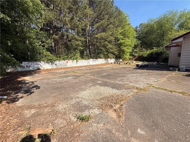 6750 Maddox Road, Morrow, GA 30260