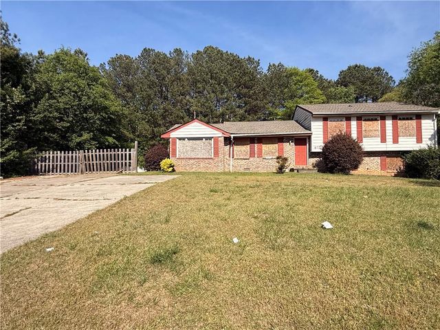 6750 Maddox Road, Morrow, GA 30260