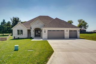 1971 North Riva Ridge Court, Springfield, MO 65802