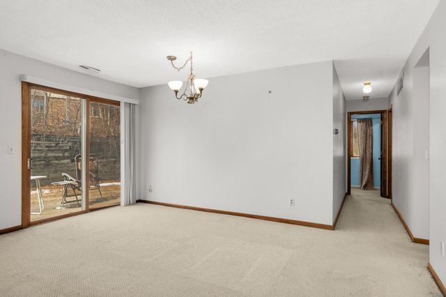 4185 Hilltop Point, Eagan, MN 55123