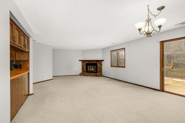 4185 Hilltop Point, Eagan, MN 55123