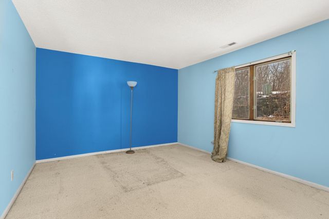 4185 Hilltop Point, Eagan, MN 55123