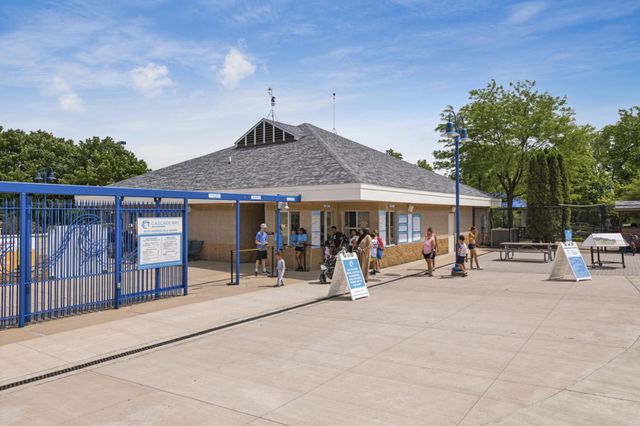 4185 Hilltop Point, Eagan, MN 55123