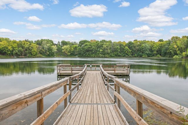 4185 Hilltop Point, Eagan, MN 55123