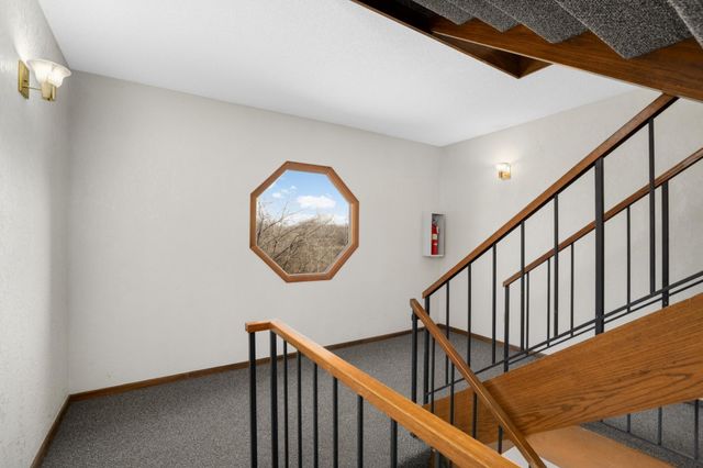 4185 Hilltop Point, Eagan, MN 55123