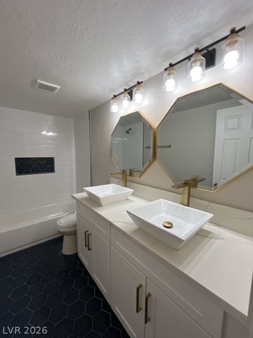 1611 South 6th Street, Las Vegas, NV 89104