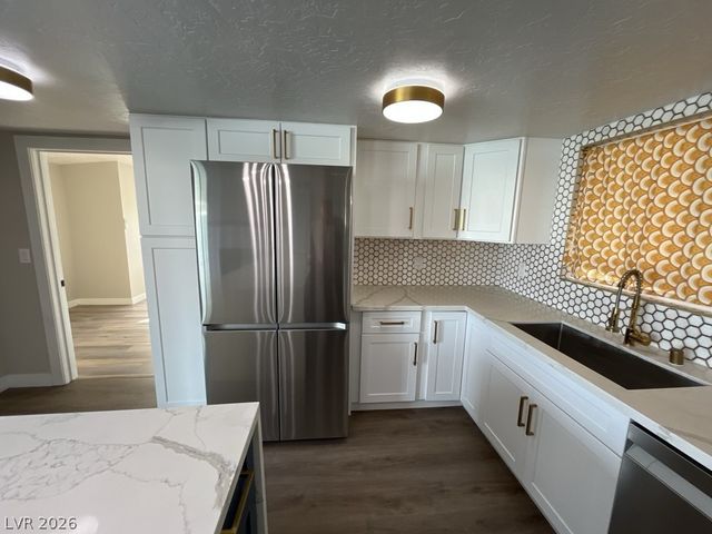 1611 South 6th Street, Las Vegas, NV 89104