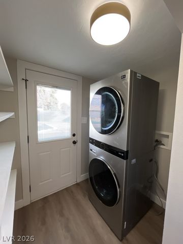 1611 South 6th Street, Las Vegas, NV 89104