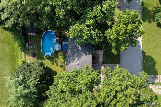 5803 Piasa Trail, Godfrey, IL 62035