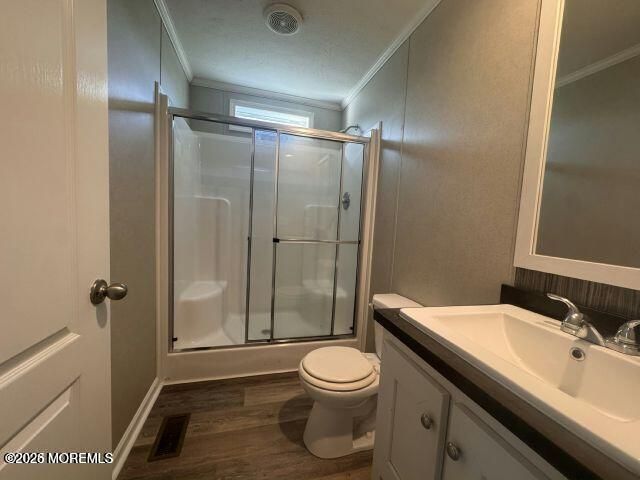 21 Gary Avenue, Hazlet, NJ 07730