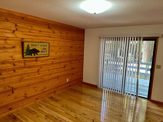 2893 Zuni Dr, Arnold, CA 95223