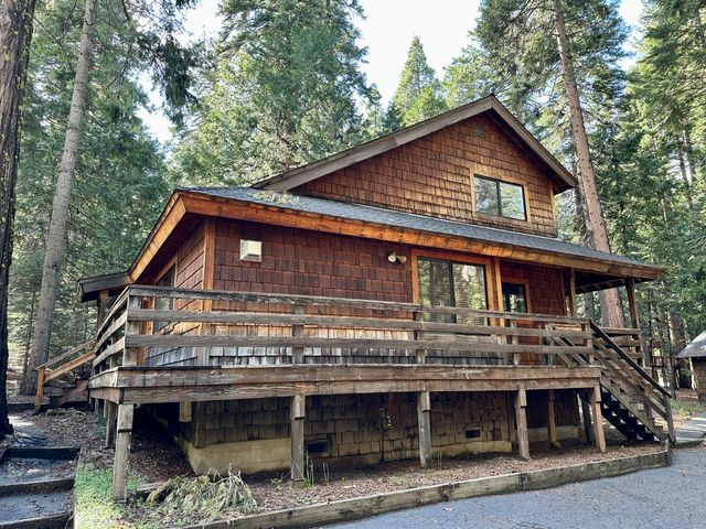 2893 Zuni Dr, Arnold, CA 95223