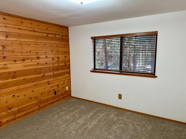 2893 Zuni Dr, Arnold, CA 95223