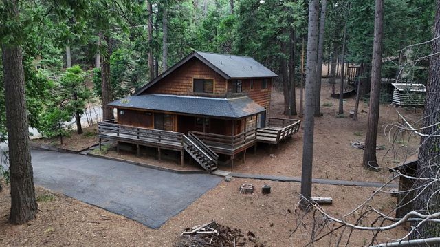 2893 Zuni Dr, Arnold, CA 95223