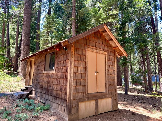 2893 Zuni Dr, Arnold, CA 95223