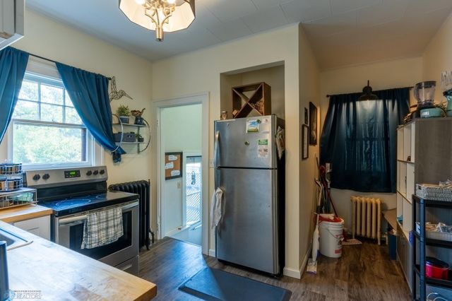 1301 10th Street S, Fargo, ND 58103