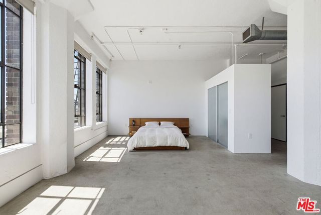 315 E 8th Street 505, Los Angeles, CA 90014
