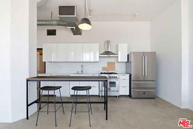 315 E 8th Street 505, Los Angeles, CA 90014