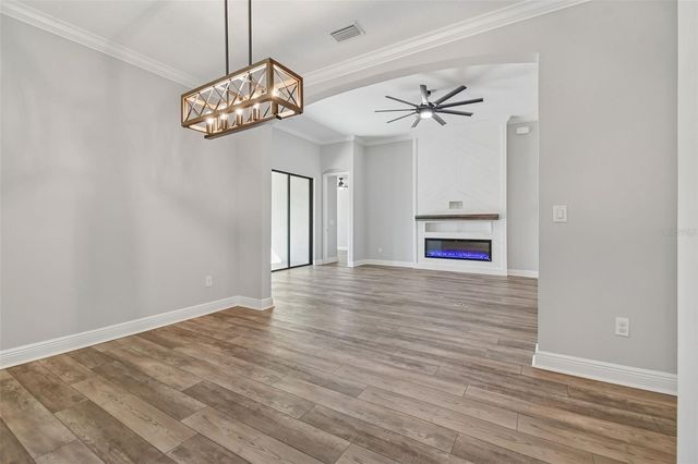 1246 FLORABLU DRIVE, Seffner, FL 33584