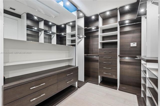 310 SE 11th Ave, Fort Lauderdale, FL 33301