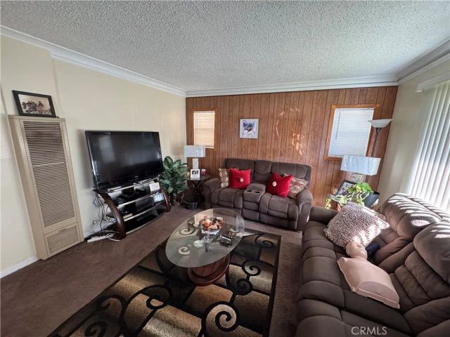 3449 W 59th, Los Angeles, CA 90043