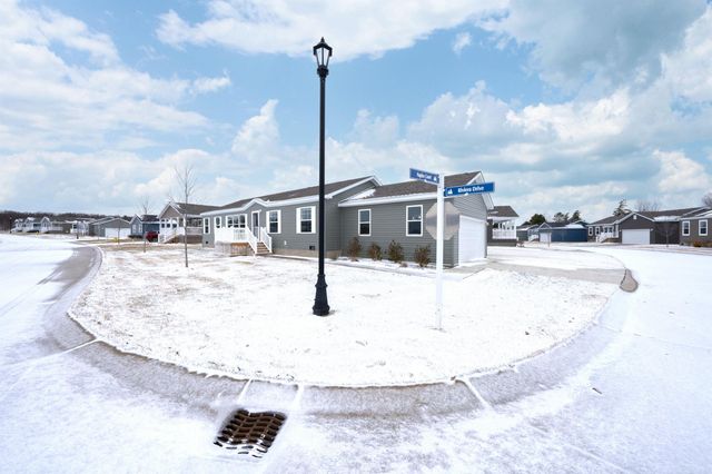 2780 Naples Court, Lapeer, MI 48446