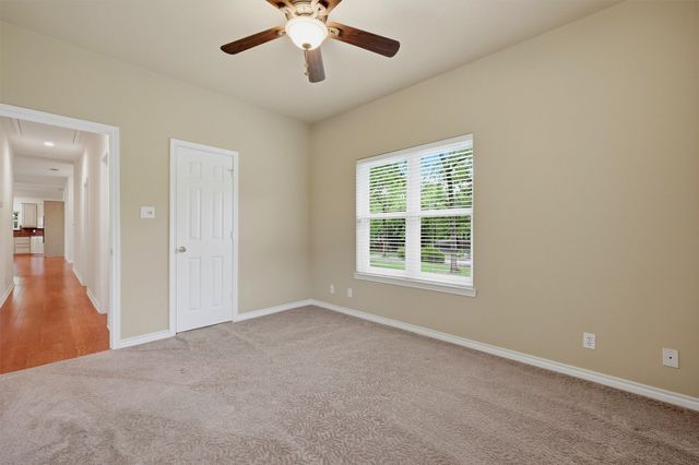106 Santee Drive, Lake Kiowa, TX 76240