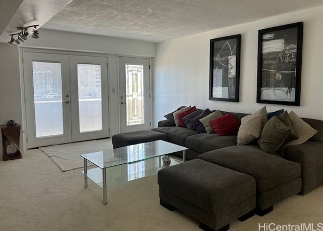 320 Ainakea Way 712, Honolulu, HI 96815