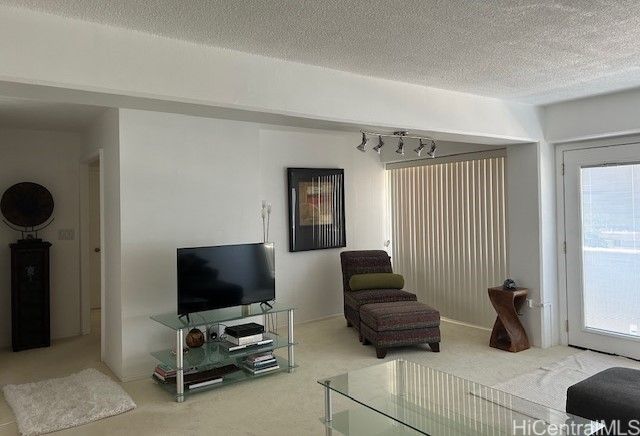320 Ainakea Way 712, Honolulu, HI 96815