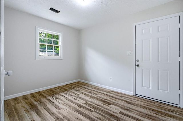 1600 Sugar Plum Drive SW, Conyers, GA 30094
