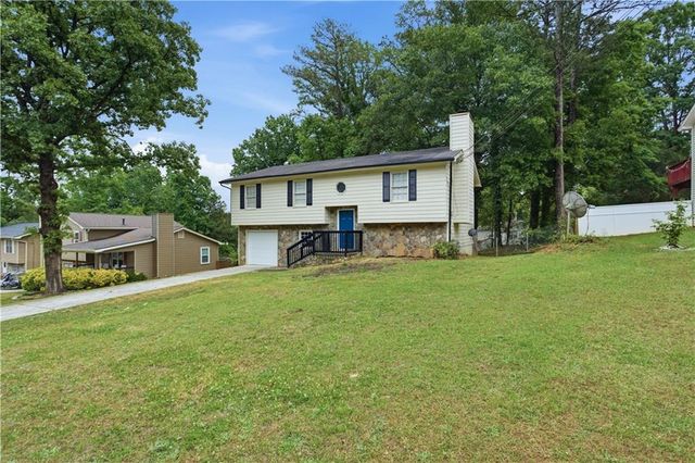 1600 Sugar Plum Drive SW, Conyers, GA 30094