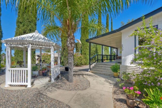 18218 Paradise Mountain Rd Spc 209 Lot 209, Valley Center, CA 92082