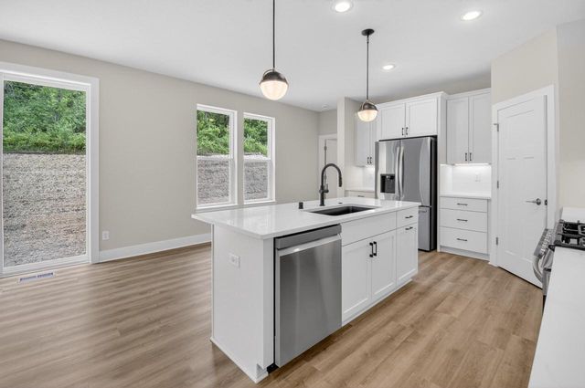528 Kiddle LANE, Union Grove, WI 53182