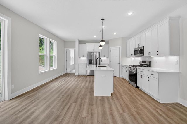 528 Kiddle LANE, Union Grove, WI 53182