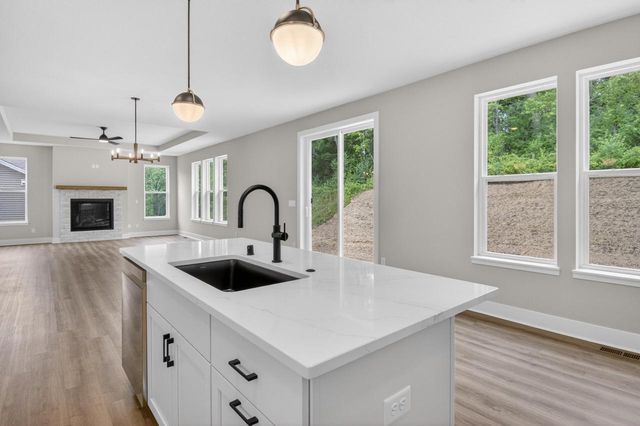 528 Kiddle LANE, Union Grove, WI 53182