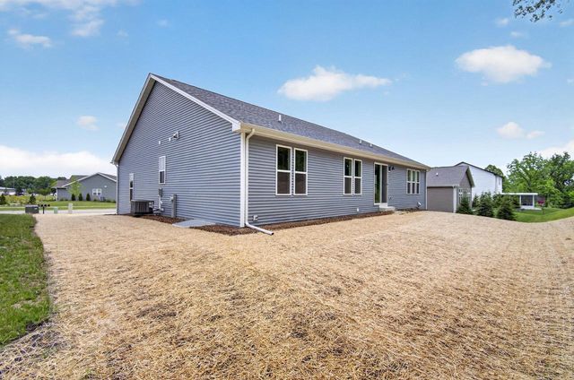 528 Kiddle LANE, Union Grove, WI 53182