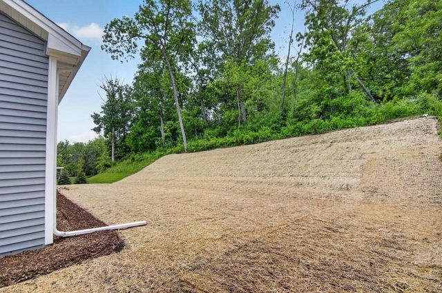 528 Kiddle LANE, Union Grove, WI 53182