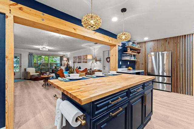 18989 SE Hillcrest Drive, Tequesta, FL 33469