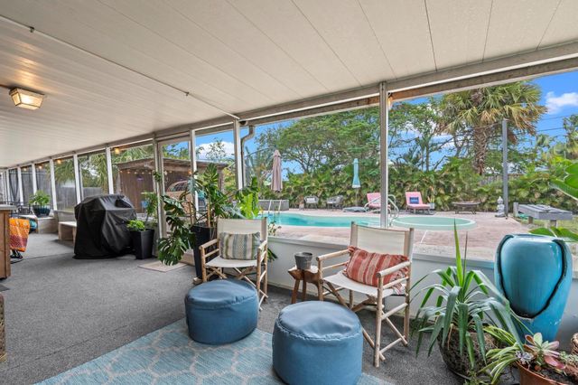 18989 SE Hillcrest Drive, Tequesta, FL 33469