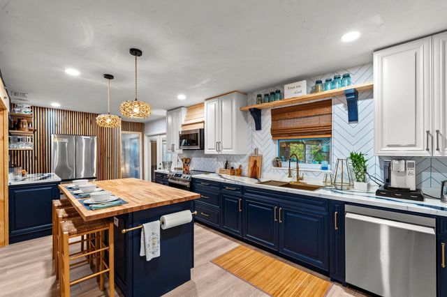 18989 SE Hillcrest Drive, Tequesta, FL 33469