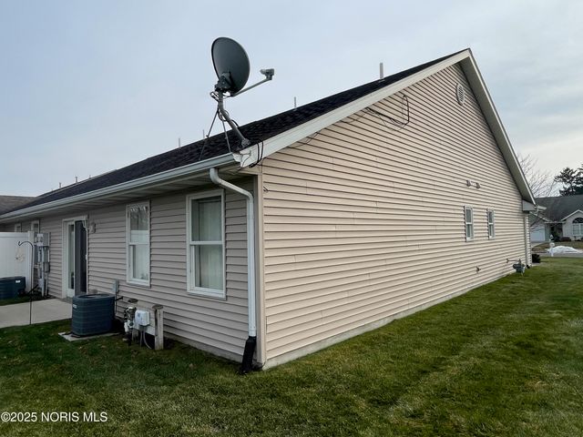 113 Maple Lane, Edgerton, OH 43517