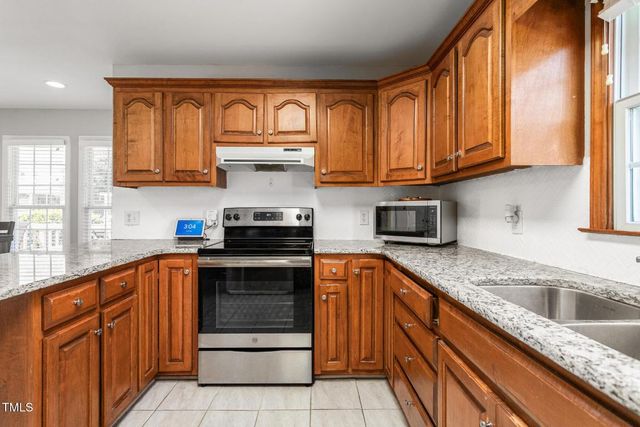 3202 Overlook Court, Burlington, NC 27215