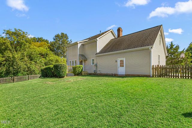 3202 Overlook Court, Burlington, NC 27215