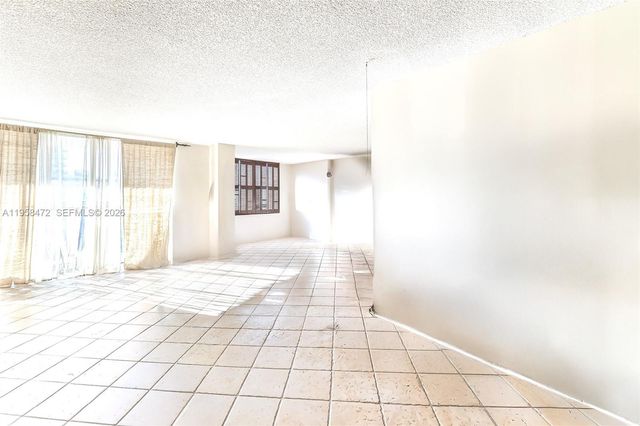 6039 Collins Ave 833, Miami Beach, FL 33140